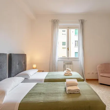 Ponte Vecchio - Centrally Located Flat 佛罗伦萨