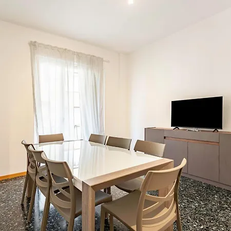 Ponte Vecchio - Centrally Located Flat 佛罗伦萨