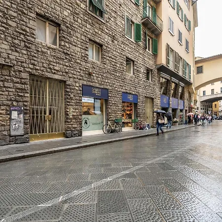 Ponte Vecchio - Centrally Located Flat 佛罗伦萨
