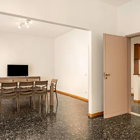 Ponte Vecchio - Centrally Located Flat